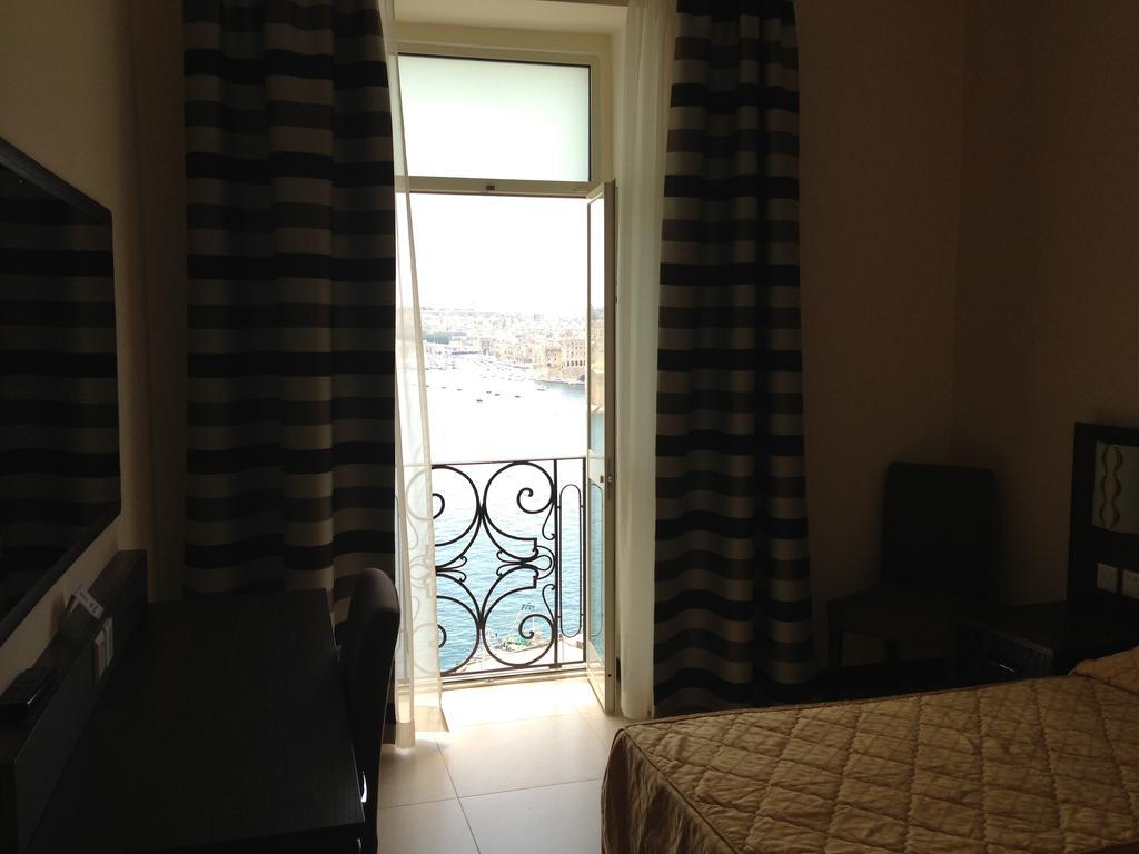 Grand Harbour Hotel Valletta Cameră foto